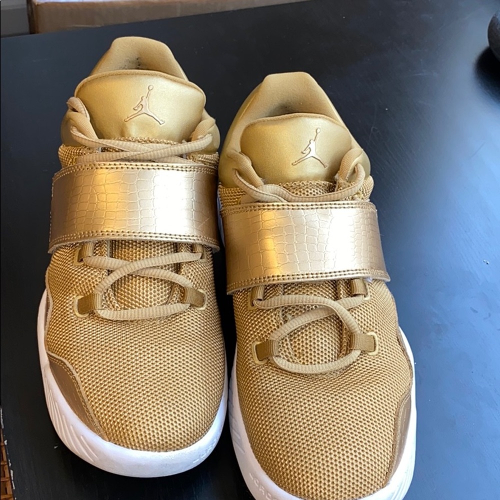 JORDAN J23 BG